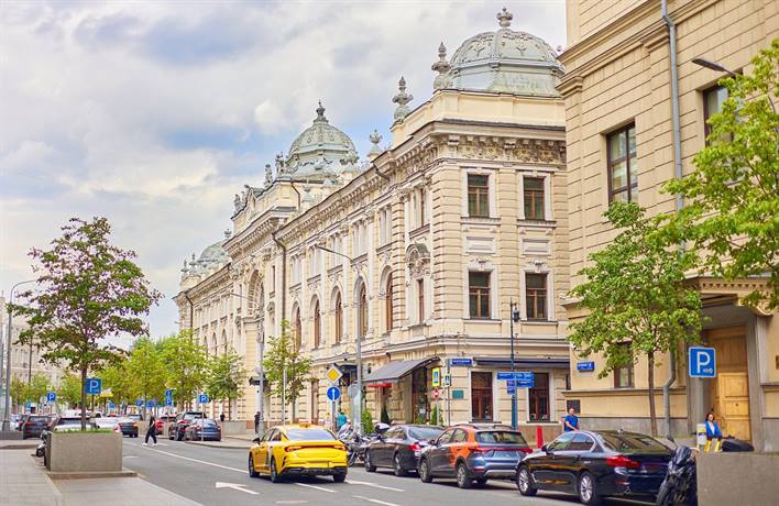 Влияние ИИ на экономику и конкуренцию – это и другие направления исследований Центробанка