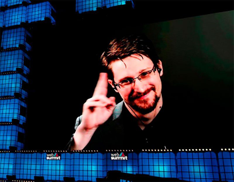 Эдвард Сноуден предостерёг от монополизации технологий ИИ государствами и корпорациями