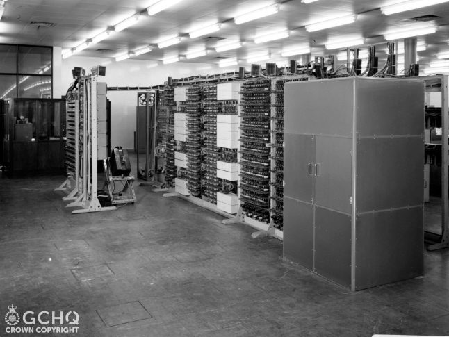 Спецслужба Великобритании опубликовала фото «первого в мире» компьютера