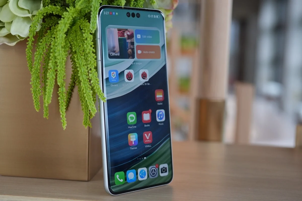 Huawei презентовала новые продукты – электромобиль вошёл, сенсационный смартфон без подробностей