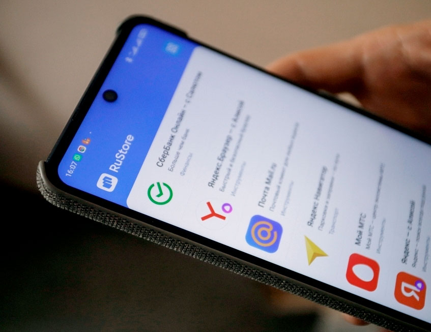 RuStore пообещал инструменты для самозанятых и доступ к приложениям с телевизоров